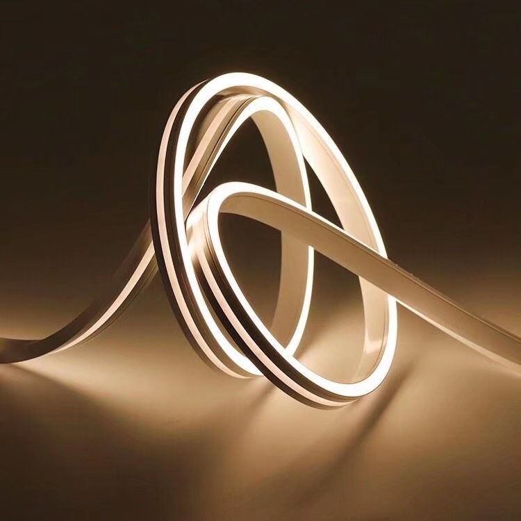 Silikonowa wodoodporna elastyczna taśma LED Neon Light IP67 Ciepła zimna biel DC 12 / 24V Do dekoracji wnętrz na zewnątrz