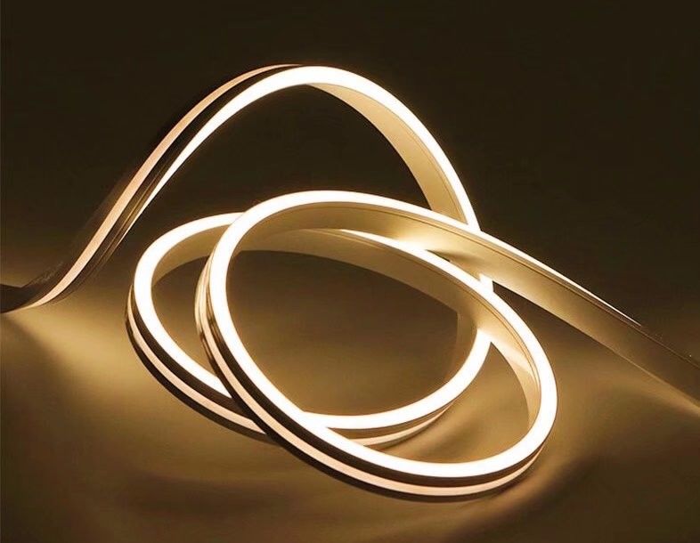 Silikonowa wodoodporna elastyczna taśma LED Neon Light IP67 Ciepła zimna biel DC 12 / 24V Do dekoracji wnętrz na zewnątrz