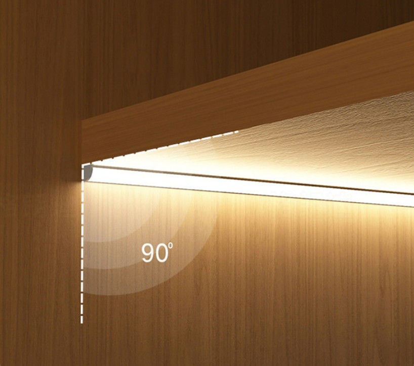 Supermarketowe oświetlenie LED typu V pod szafką 24V 6500K 14,4W
